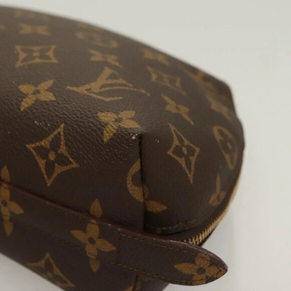 LOUIS VUITTON Monogram Trousse Demi Ronde Cosmetic Pouch M47520 LV Auth 130054 - Picture 3 of 16